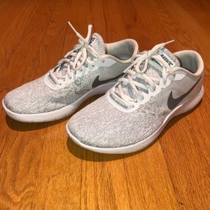 Women’s Nikes
